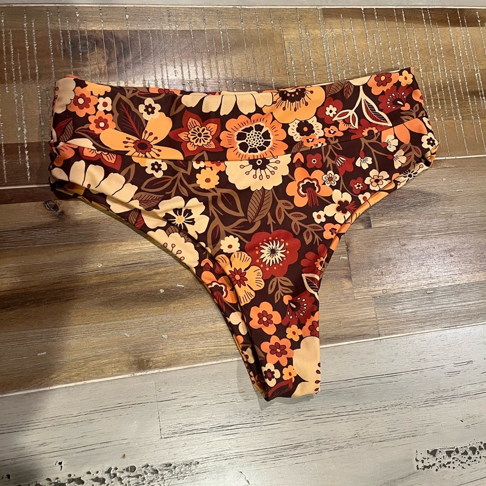Kulani Kinis bikini bottom